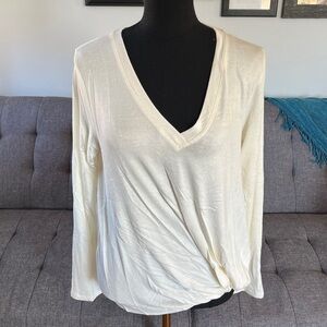 NWOT Anthropologie Sunday in Brooklyn Cream Knit Top with side gather.  Size M